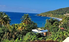 Escale A Grande Anse